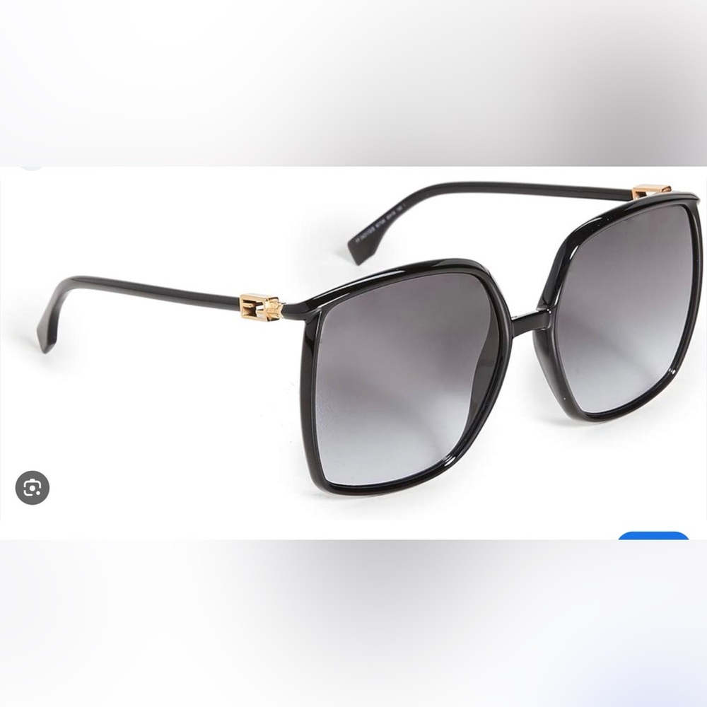 Fendi Elegant Black Sunglasses

Fendi ff0431
Q807 gb